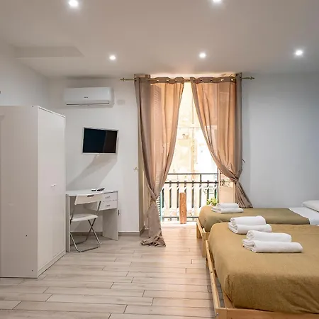 Apartman In Flats Montesanto Nápoly