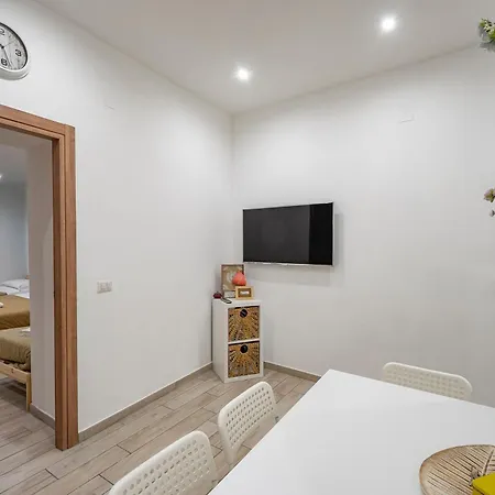 In Flats Montesanto Apartman